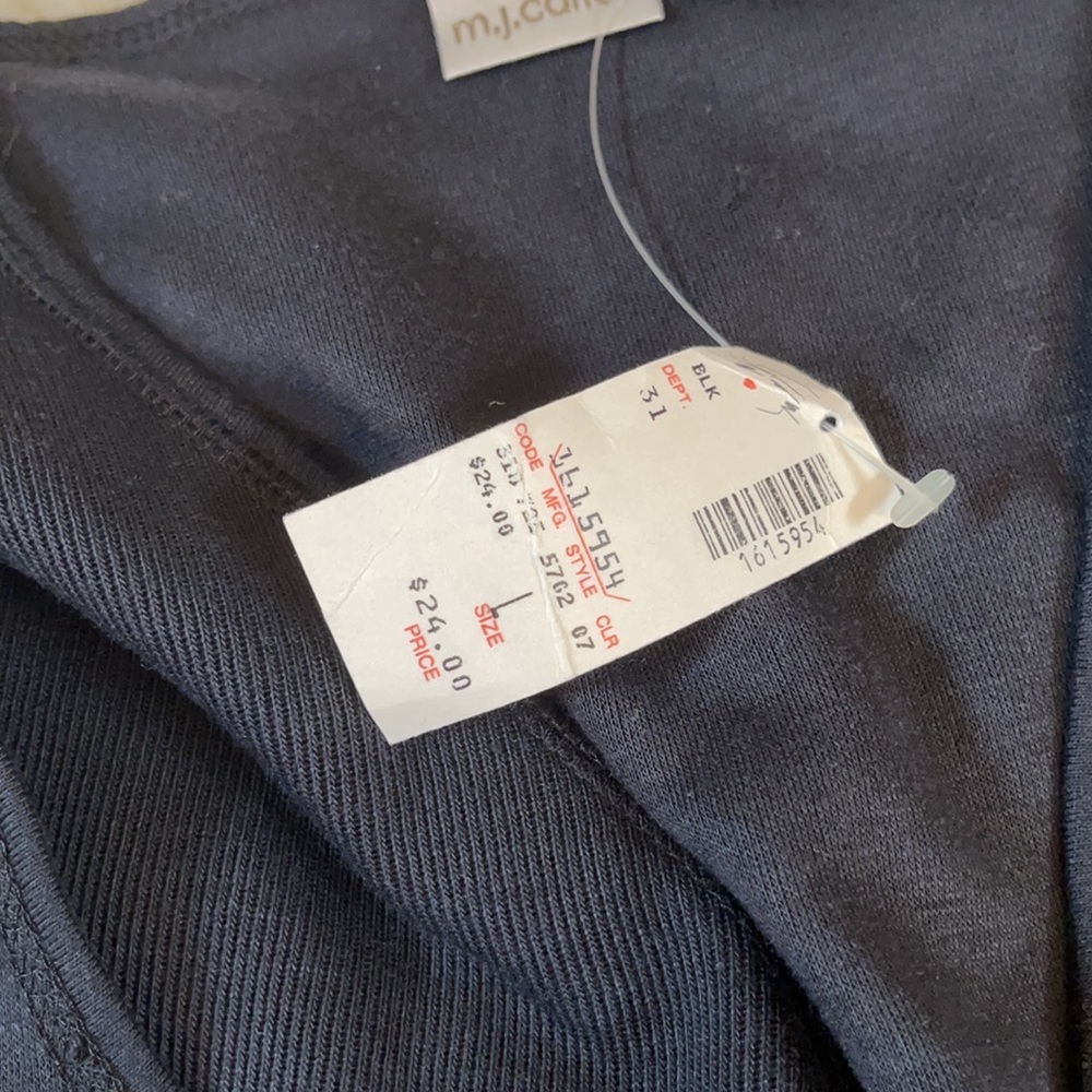 Vest - Picture 7 of 7